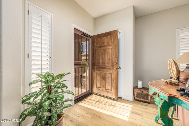 6618 W Honeysuckle Dr in Phoenix, AZ - Building Photo - Building Photo