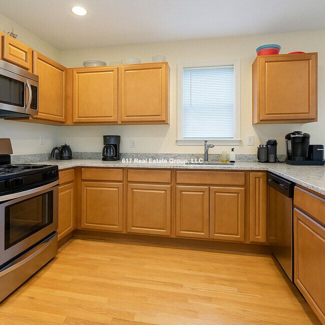 property at 35 Pratt St