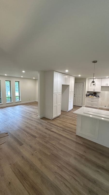property at 12805 Rivercrest Dr