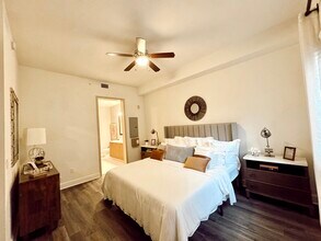 4461 NW 93rd Doral Ct, Unit B44 in Doral, FL - Building Photo - Building Photo