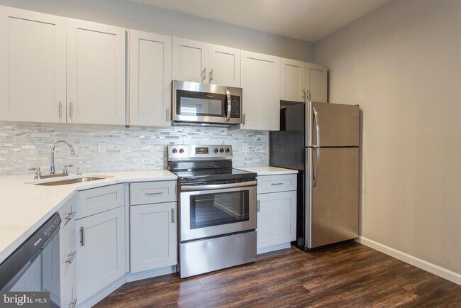 property at 1917 N 7th St