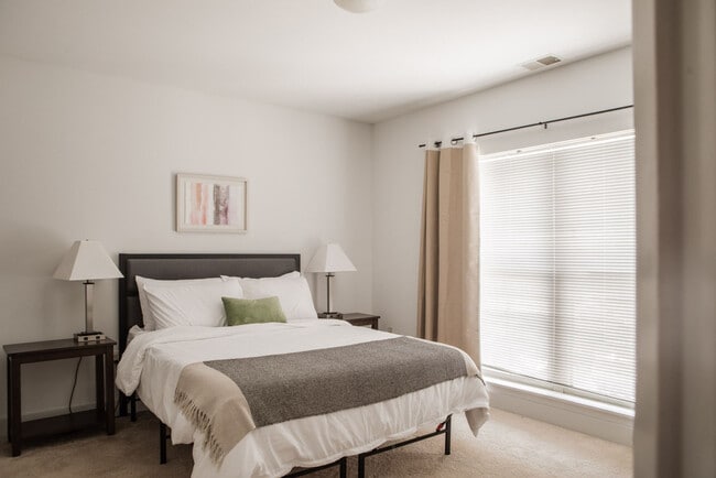 1640 N Water St in Milwaukee, WI - Building Photo - Building Photo