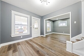 4802 Gifford Ave in Cleveland, OH - Building Photo - Building Photo