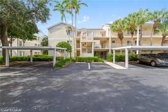 2885 Citrus Lake Dr in Naples, FL - Building Photo - Building Photo