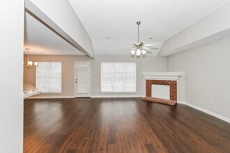 2523 Russum Dr in Southaven, MS - Foto de edificio - Building Photo