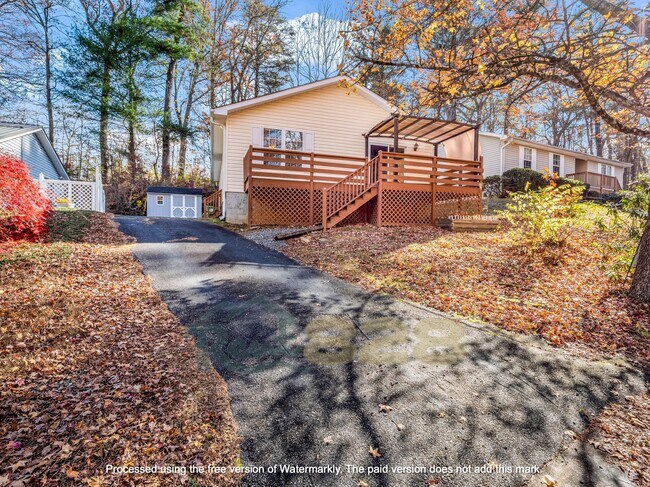 15 Dawson Pl in Asheville, NC - Building Photo - Building Photo