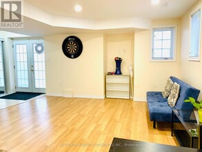 71 Aikenhead Ave in Richmond Hill, ON - Building Photo - Building Photo