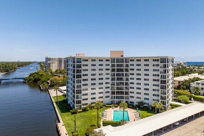 Bar Harbour in Delray Beach, FL - Building Photo - Building Photo