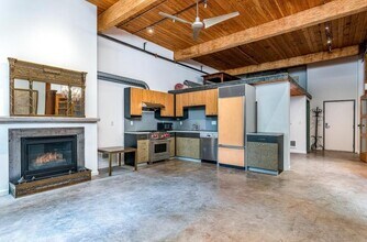 1812 19th Ave in Seattle, WA - Building Photo - Building Photo