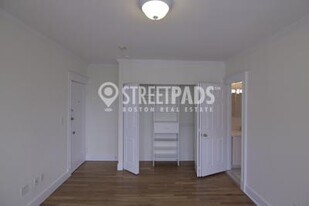 1 Langdon St in Cambridge, MA - Building Photo