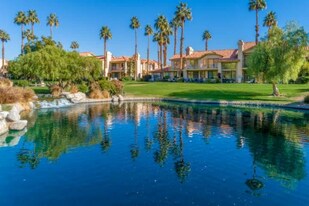 55111 Tanglewood in La Quinta, CA - Building Photo