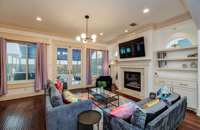 1204 E 29th St, Unit SI ID1018984P in Houston, TX - Foto de edificio - Building Photo