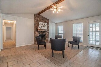 3831 Helmsford Dr in Arlington, TX - Building Photo - Building Photo