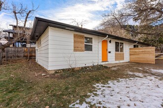 1230 Jay St in Boulder, CO - Foto de edificio - Building Photo