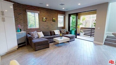 12860 W S Seaglass Cir in Los Angeles, CA - Building Photo - Building Photo