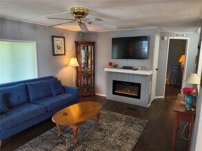 501 Longwood Dr in Venice, FL - Building Photo - Building Photo