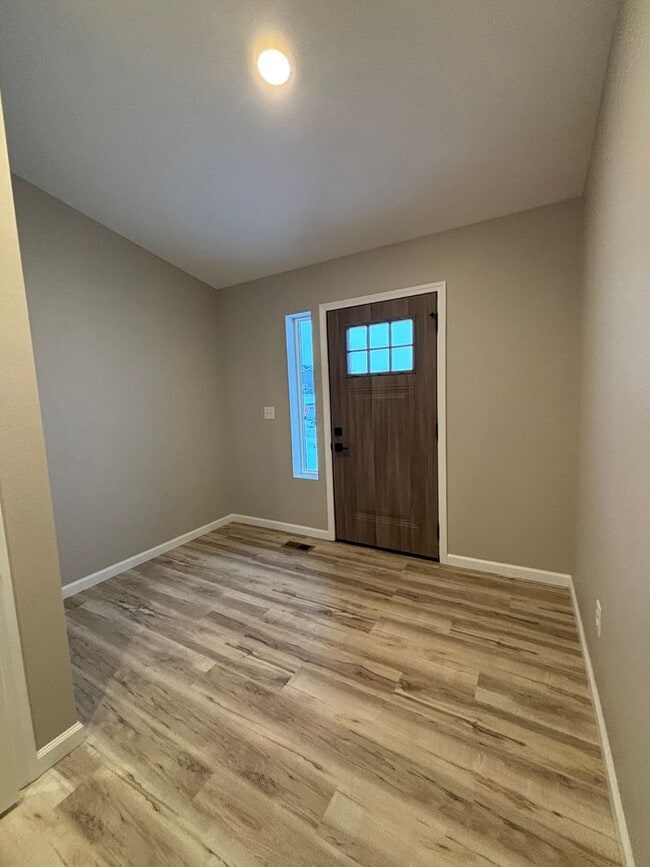 2532-2528 Landmark Dr in Minot, ND - Building Photo - Building Photo