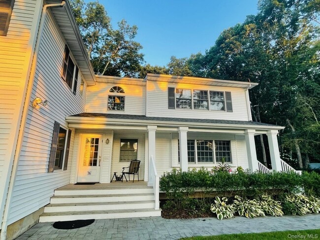 property at 86 Krispin Ln