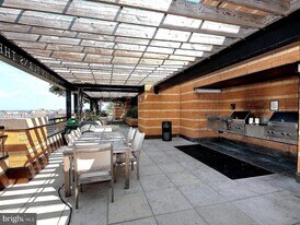400 Massachusetts Ave NW in Washington, DC - Building Photo