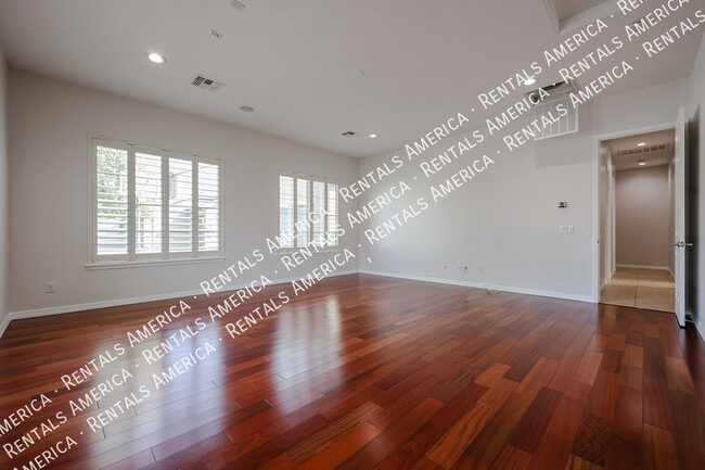 1935 W Sparrow Dr, Unit 2246B in Chandler, AZ - Building Photo - Building Photo