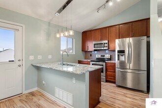 15828 Blackwalnut St in Omaha, NE - Building Photo - Building Photo