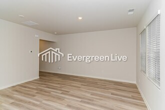 907 Moray Ln in Clarksville, TN - Building Photo - Building Photo