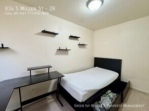 834 S Miller St in Chicago, IL - Building Photo - Building Photo