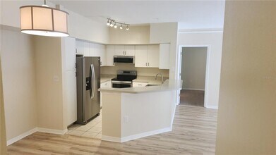 4106 Central Sarasota Pkwy in Sarasota, FL - Building Photo - Building Photo