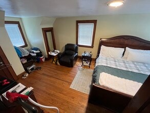 75 Brefni St, Unit 1 in Amityville, NY - Building Photo - Building Photo