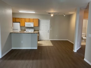 5550 E Michigan St in Orlando, FL - Building Photo - Building Photo
