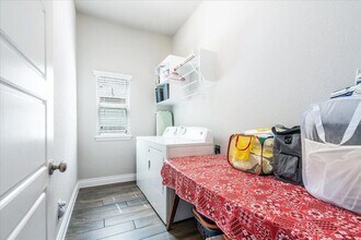 217 Cherokee Rose Cir in Georgetown, TX - Building Photo - Building Photo