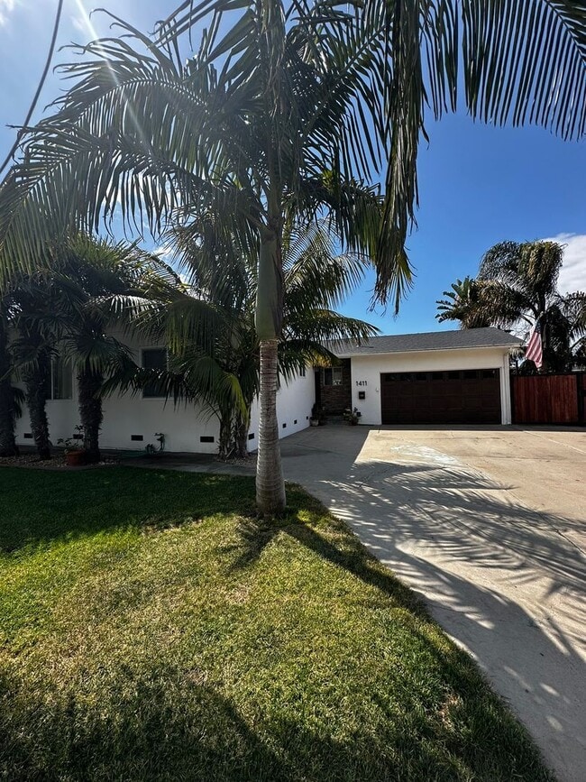 1411 Eboe Ave in San Diego, CA - Building Photo - Building Photo
