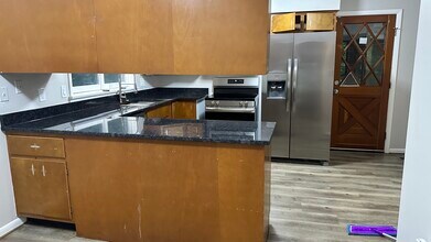 3800 Ramsdell Ct in Dayton, OH - Building Photo - Building Photo