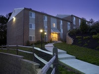 Lansdowne Station Apartments photo'
