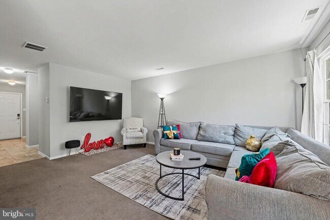 775 Quail Pl in Deptford, NJ - Building Photo - Building Photo