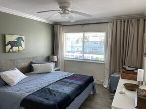 2311 NE 36th St in Lighthouse Point, FL - Building Photo - Building Photo