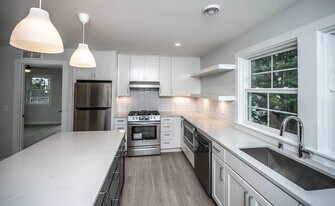 4326 Harriet Ave in Minneapolis, MN - Building Photo