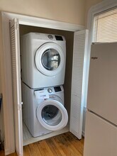 242 Brown St, Unit 240 Brown st in Waltham, MA - Foto de edificio - Building Photo