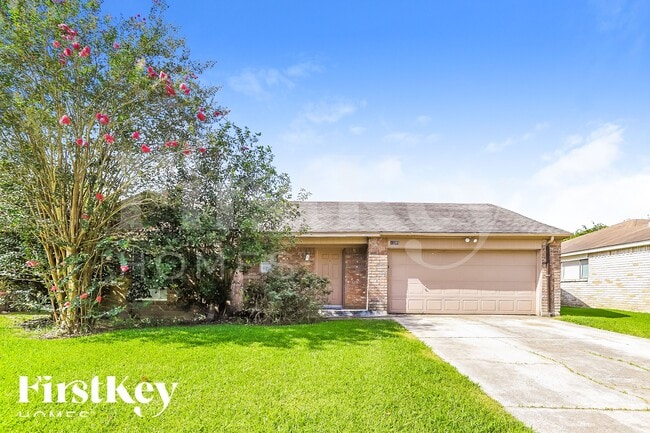 property at 13285 Lake Breeze Ln