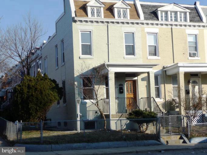 2911 Sherman Ave NW in Washington, DC - Building Photo