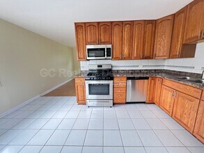 206 E Center St in Glenwood, IL - Building Photo - Building Photo