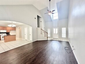12310 Warrenwood Dr in Houston, TX - Building Photo - Building Photo