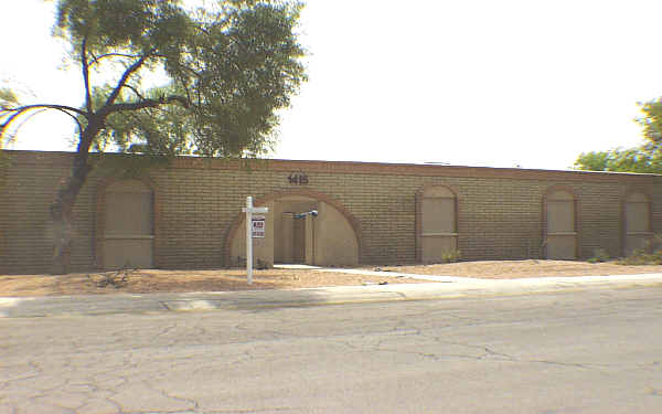 1415 N Evergreen St in Chandler, AZ - Building Photo