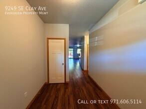 9249 SE Clay St in Portland, OR - Building Photo - Building Photo