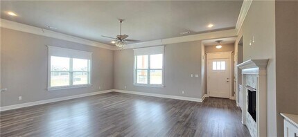 1000 Trestle Ln in Bentonville, AR - Building Photo - Building Photo