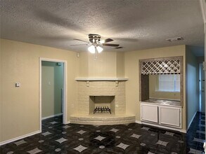 11511 Misty Glen Ln in Houston, TX - Building Photo - Building Photo