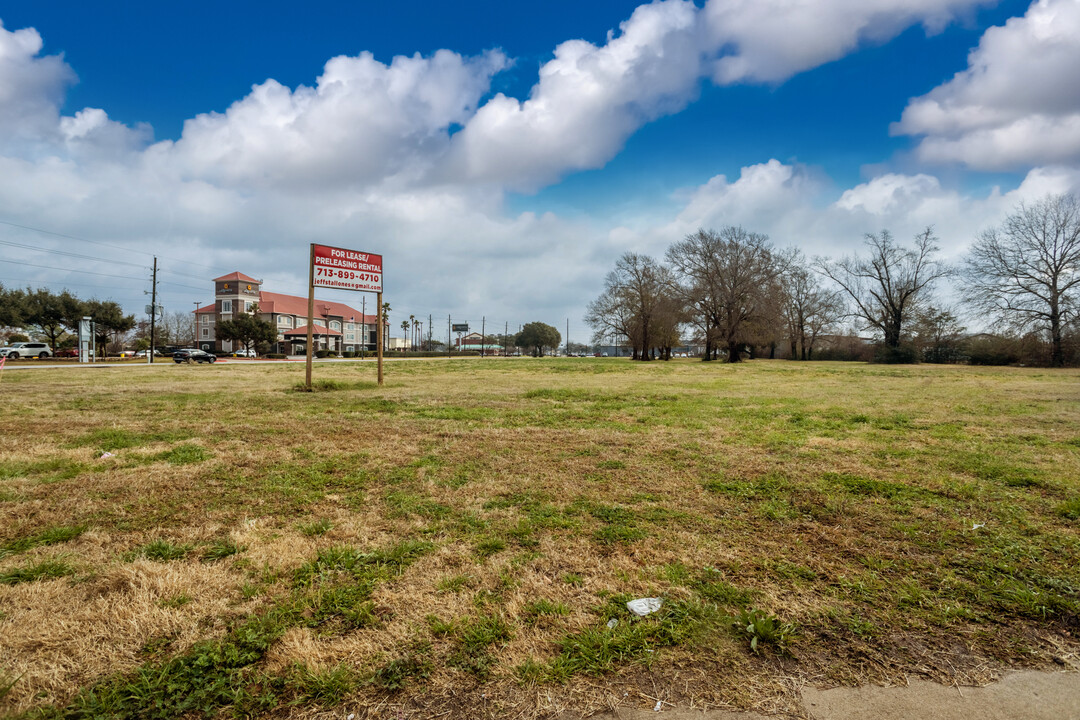 Tomball Senior Village in Tomball, TX - Foto de edificio