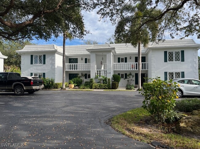 property at 240 Palm River Blvd