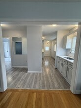 376 Riverside Ave, Unit 1 in Medford, MA - Building Photo - Building Photo