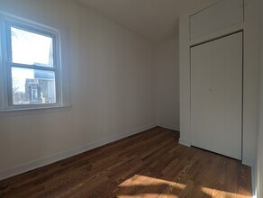 1520 W Melrose St, Unit 2F in Chicago, IL - Foto de edificio - Building Photo